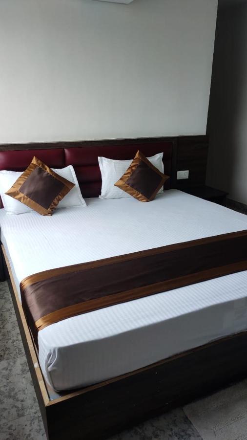 Hotel Shree Krishna Palace Rádzsgír Kültér fotó